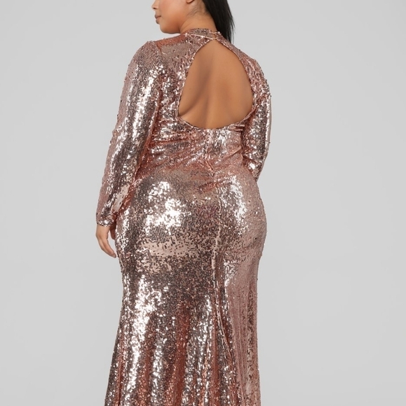 Fashion Nova Sequin Open Back Mermaid Dress - Picture 5 of 5